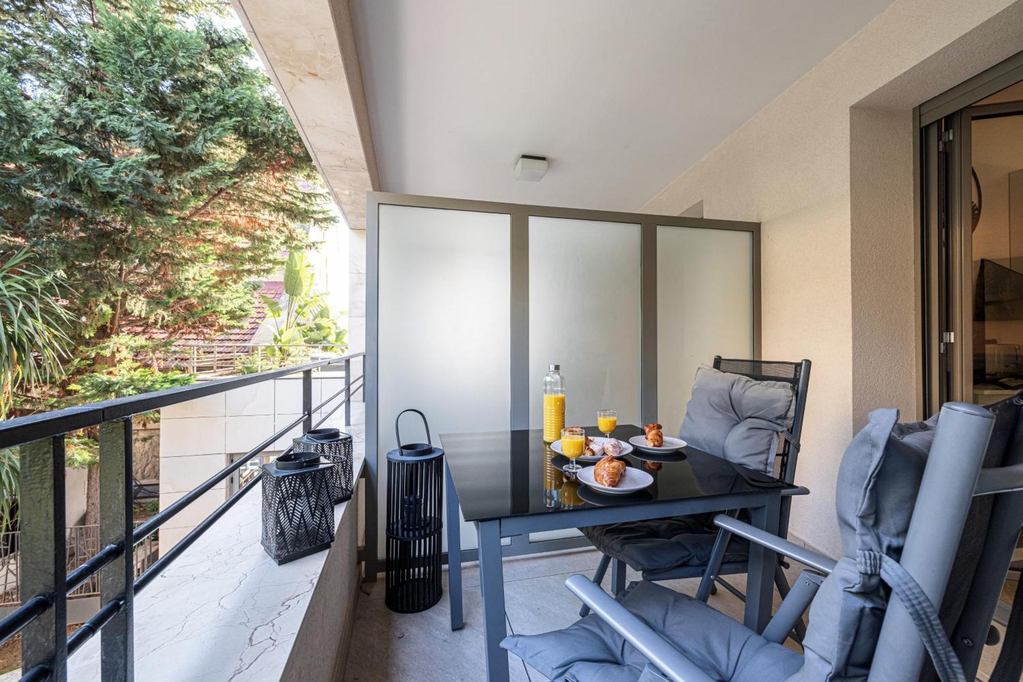 Studio Centre Terrasse Climatisation 50M Plage Menton Buitenkant foto